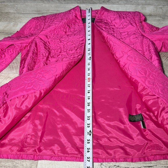 Dana Buchman Fuchsia Pink Blazer – Size 10 – Elegant & Sophisticated - Picture 9 of 9